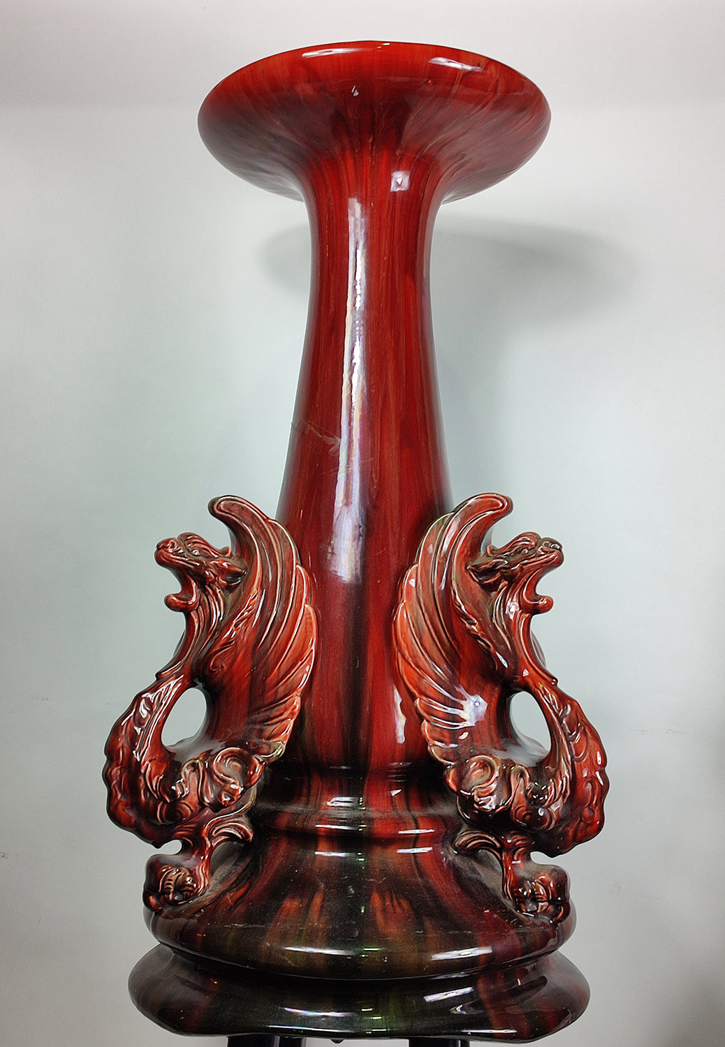 CERAMIC JARDINIERE WITH THREE DRAGONS
