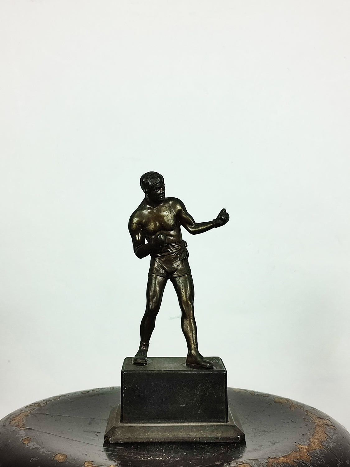 ANTIQUE BOXING SCULPTURE (VIII)