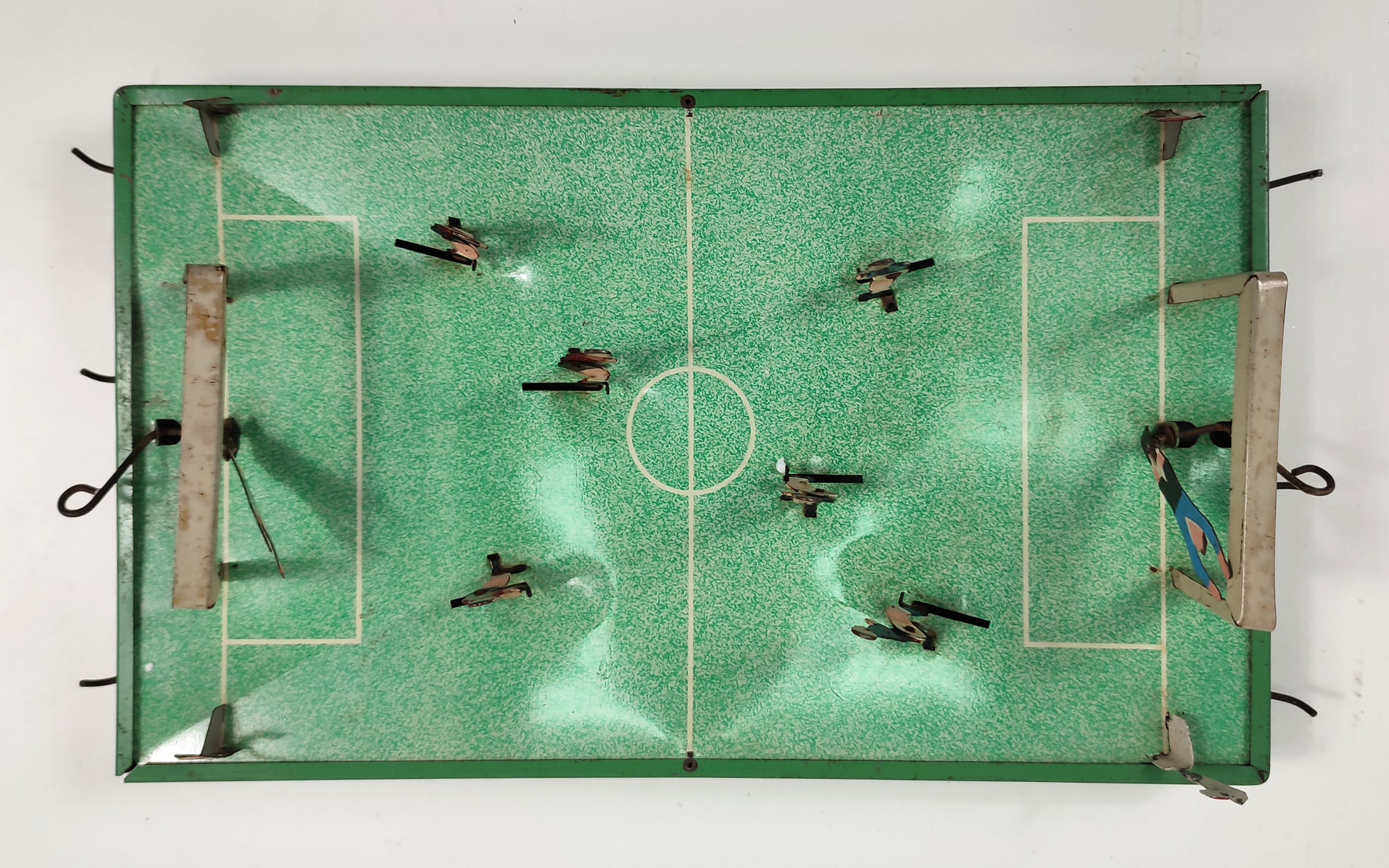 ANTIQUE TIN TABLE FOOTBALL GAME. c. 1930