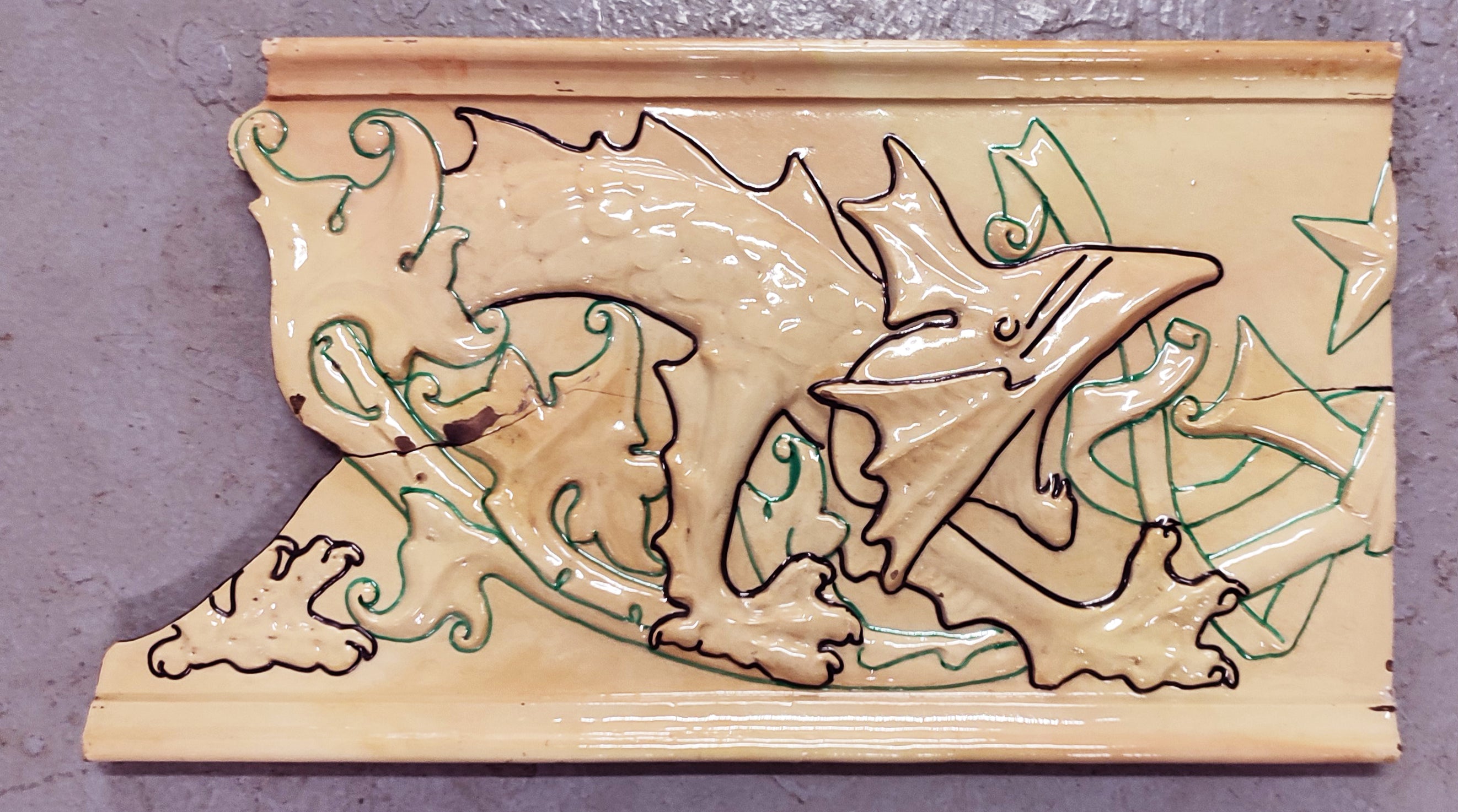 ART NOUVEAU DRAGON BAND - CERAMO VALENCIA. do. 1900-1920